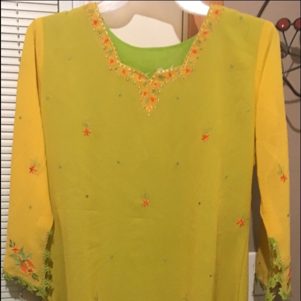 Beautiful vintage top